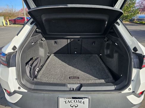 Used 2023 Volkswagen ID.4 Pro S image 18