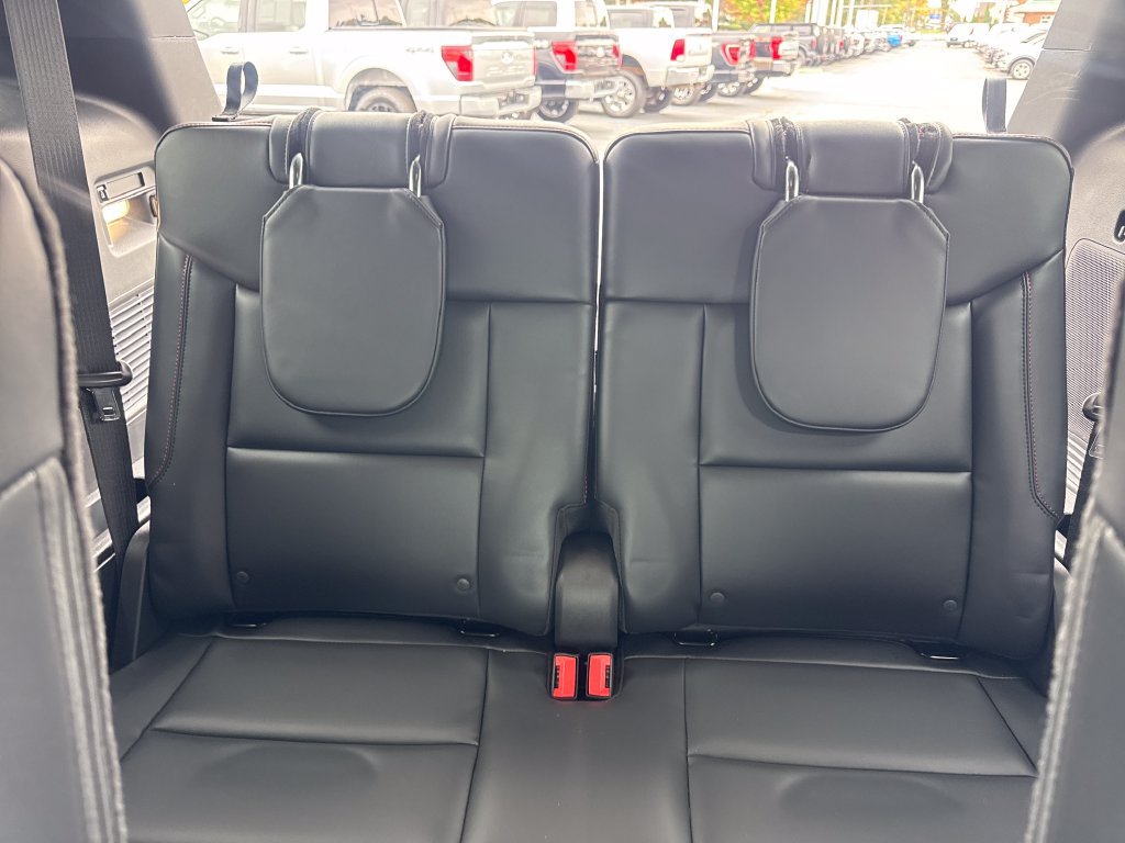 Used 2026 Ford Explorer ST-Line w/ ST-Line Street Pack AWD/4WD image 19