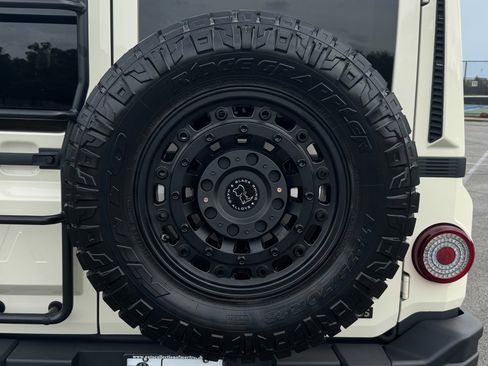 Used 2024 INEOS Grenadier LWB Station Wagon Trialmaster image 88