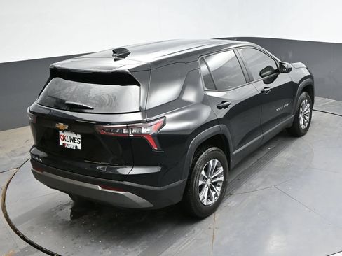 Used 2025 Chevrolet Equinox LT FWD image 27