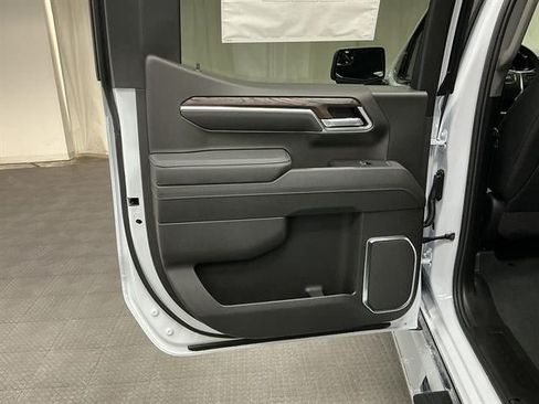 New 2026 GMC Sierra 1500 SLT w/ SLT Premium Package AWD/4WD image 24