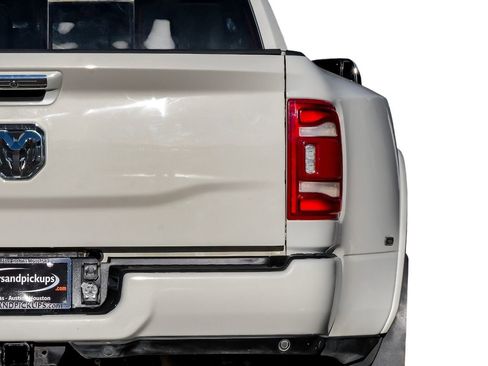 Used 2022 RAM 3500 Limited image 51