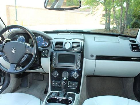 Used 2007 Maserati Quattroporte RWD image 16