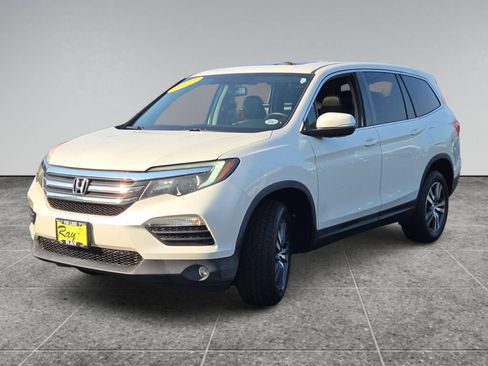 Used 2017 Honda Pilot EX-L image 4