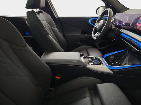 Used 2025 BMW X3 xDrive30i image 11