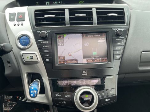 Used 2013 Toyota Prius V Five image 36