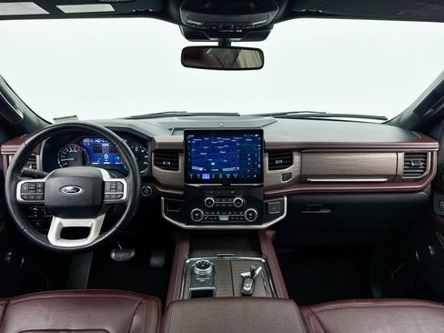 Used 2024 Ford Expedition Limited image 22