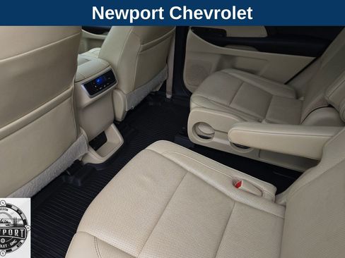 Used 2017 Toyota Highlander Limited w/ Protection Package #3 image 13