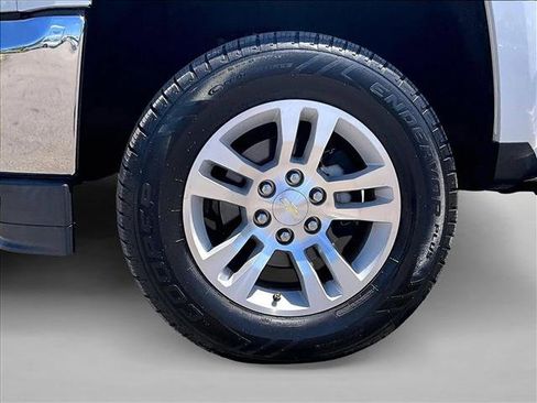 Used 2018 Chevrolet Silverado 1500 LT w/ All Star Edition AWD/4WD image 10