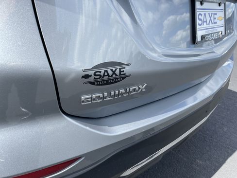 Used 2023 Chevrolet Equinox LT FWD image 27