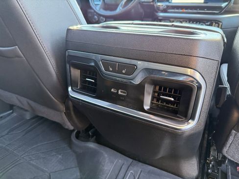 Certified 2023 Chevrolet Silverado 1500 High Country w/ High Country Premium Package AWD/4WD image 21