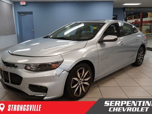 Used 2017 Chevrolet Malibu LT w/ Leather Package image 1