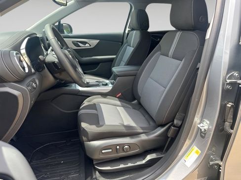 New 2026 Chevrolet Blazer LT w/ Convenience Package FWD image 9