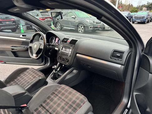 Used 2008 Volkswagen GTI 2-Door image 14