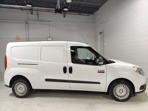 Used 2022 RAM ProMaster City Tradesman image 5