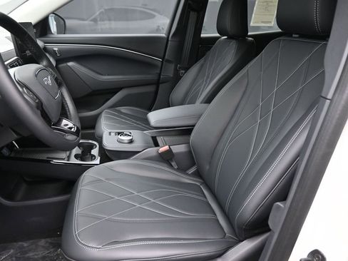 Used 2024 Ford Mustang Mach-E Select w/ Comfort Package Lite image 31