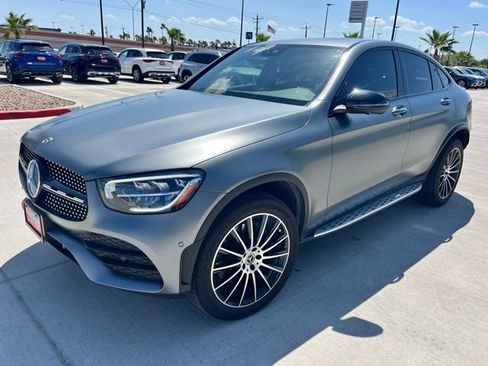 Used 2023 Mercedes-Benz GLC 300 4MATIC Coupe image 3