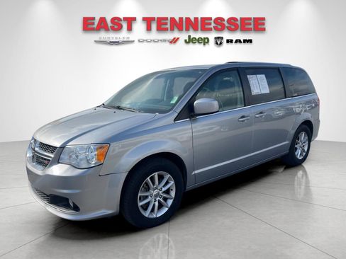Used 2019 Dodge Grand Caravan SXT image 7