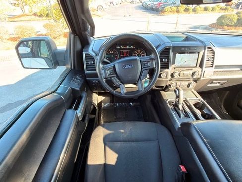 Used 2018 Ford F150 XLT w/ Equipment Group 302A Luxury image 8