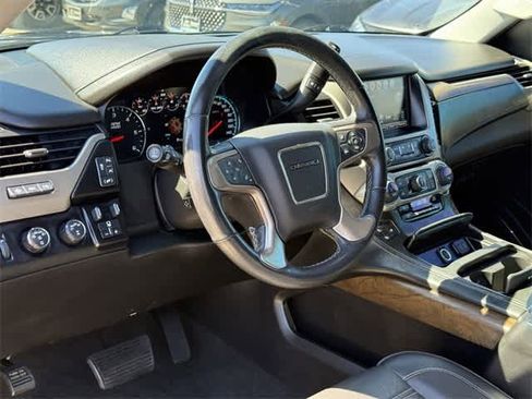 Used 2018 GMC Yukon Denali w/ Open Road Package image 10