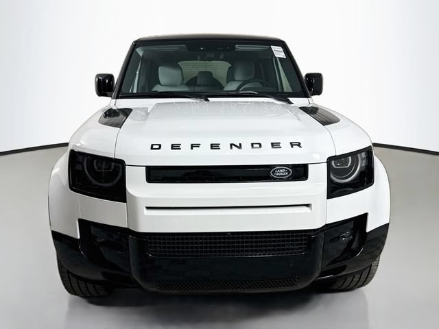 New 2026 Land Rover Defender 110 X-Dynamic SE AWD/4WD image 2