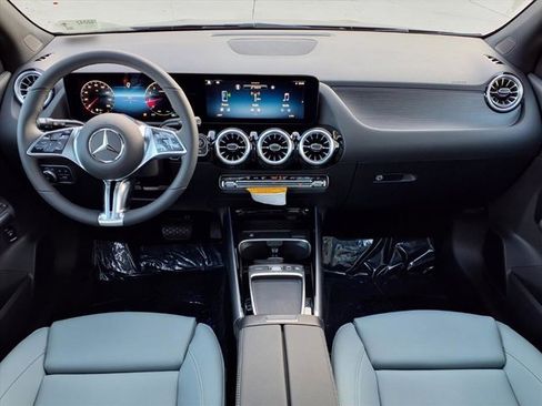 New 2026 Mercedes-Benz GLA 250 image 4