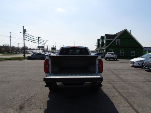 Used 2019 Chevrolet Colorado W/T w/ WT Convenience Package image 15