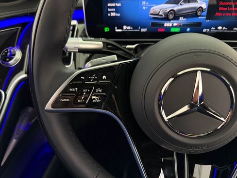 New 2026 Mercedes-Benz S 580e 4MATIC Sedan image 12