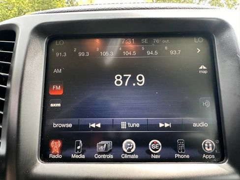 Used 2014 Jeep Cherokee Limited AWD/4WD image 24