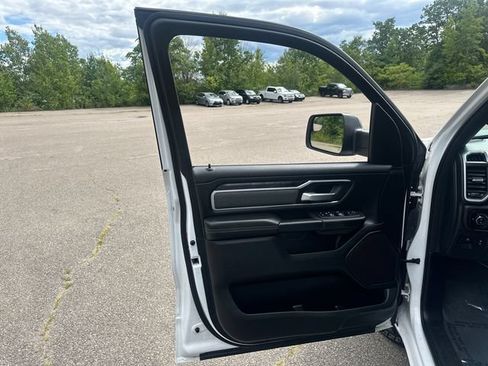 Used 2023 RAM 1500 Big Horn AWD/4WD image 24
