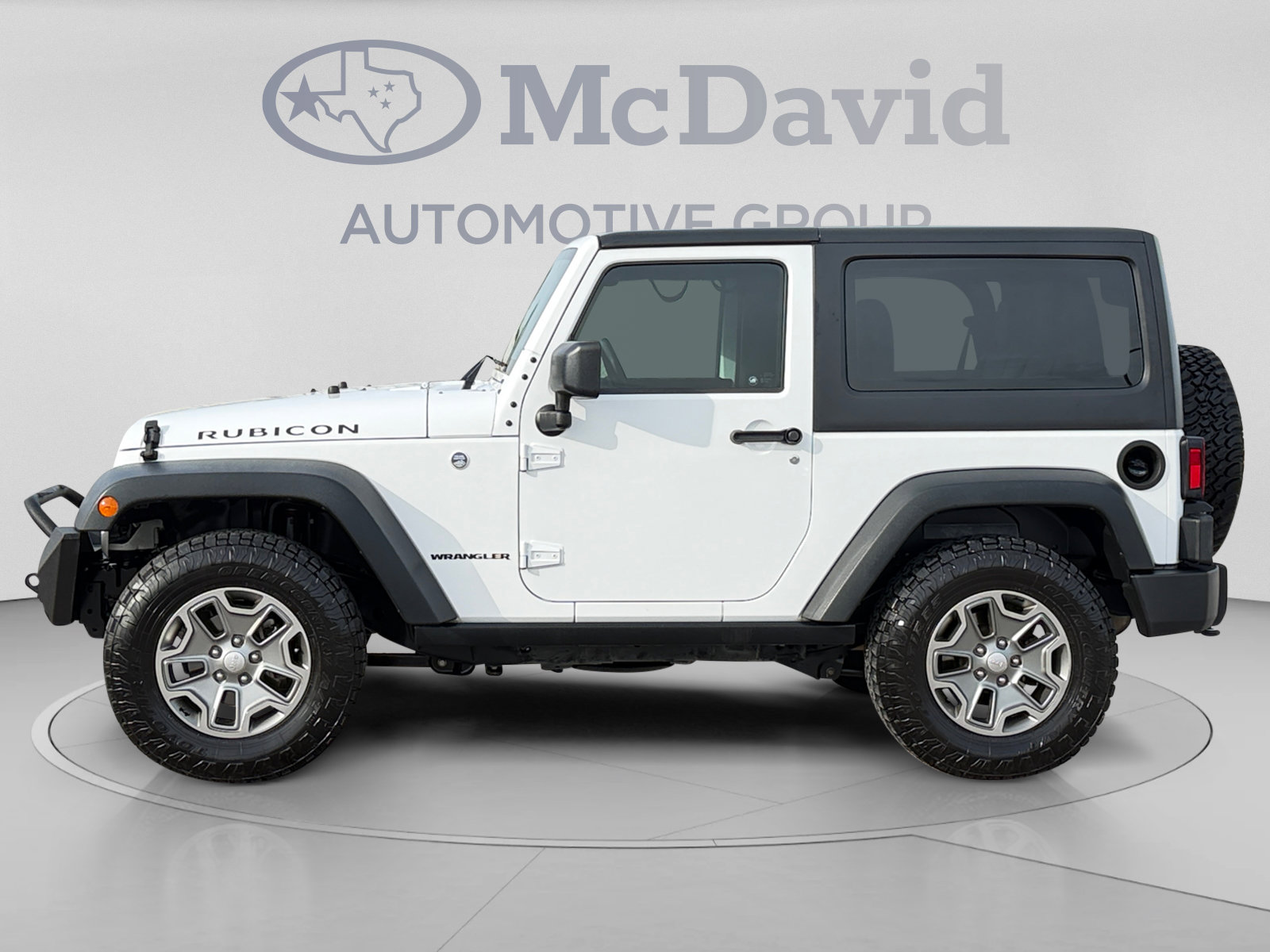 Used 2016 Jeep Wrangler Rubicon w/ Power Convenience Group AWD/4WD image 2