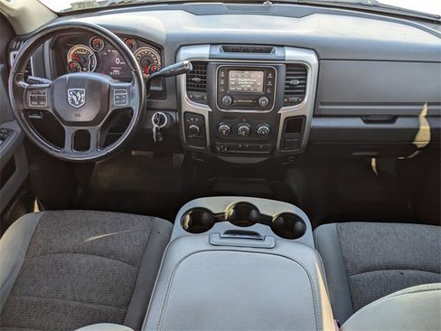 Used 2015 RAM 2500 SLT w/ Luxury Group image 11