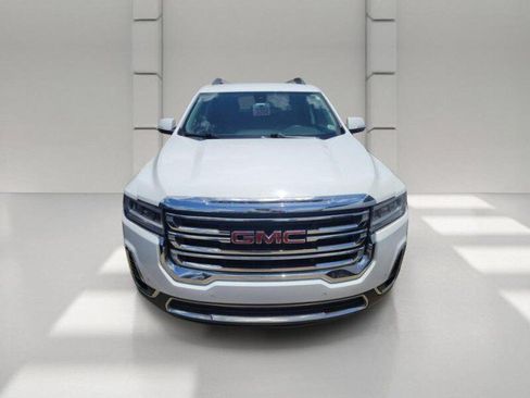 Used 2023 GMC Acadia SLT w/ Preferred Package FWD image 2