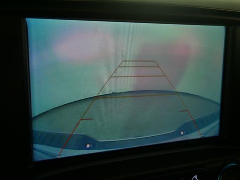 Used 2018 Chevrolet Silverado 1500 LT image 33