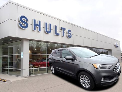Used 2022 Ford Edge SEL w/ Convenience Package image 3