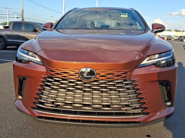 Used 2025 Lexus RX 350h w/ Accessory Package AWD/4WD image 2