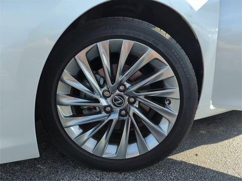 Used 2023 Lexus ES 350 Ultra Luxury image 42