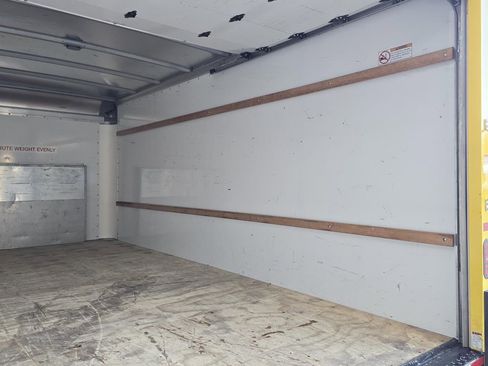 Used 2024 Ford E-350 and Econoline 350 Super Duty w/ Driver's Safety Package image 13