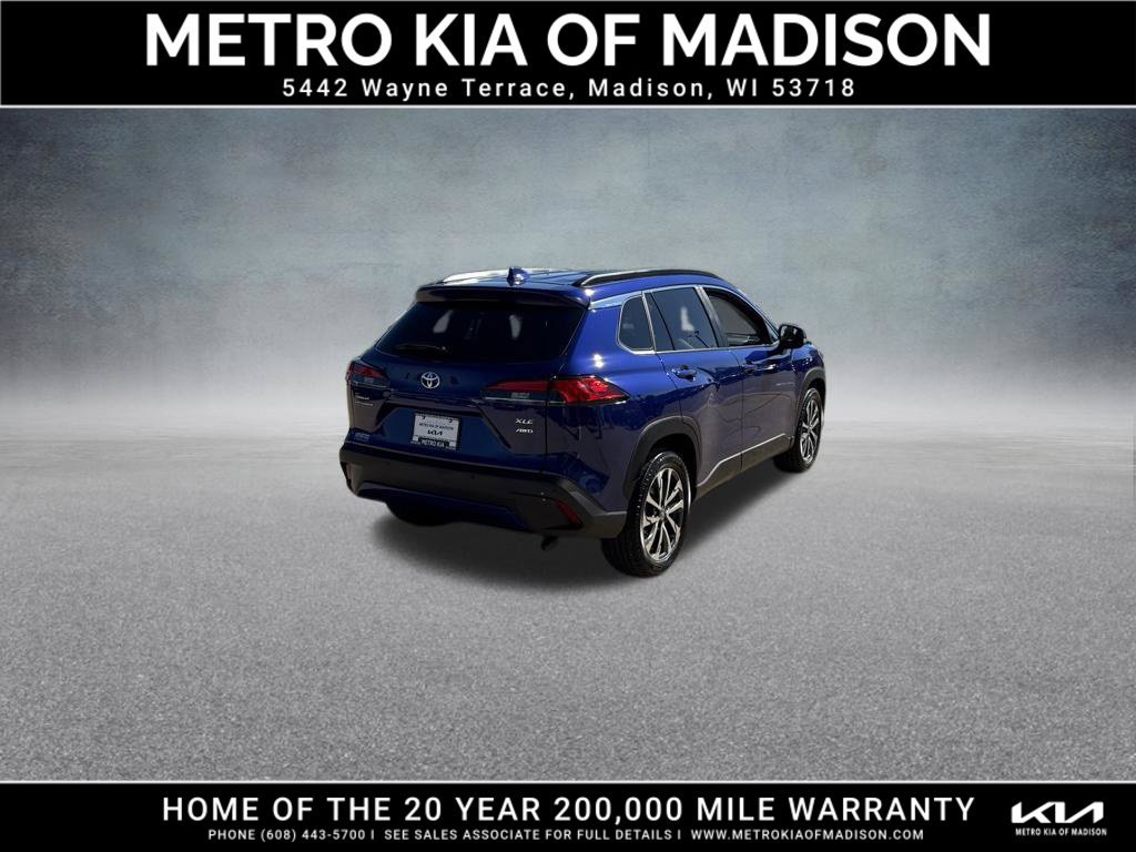 Used 2023 Toyota Corolla Cross XLE w/ Convenience Package AWD/4WD image 6