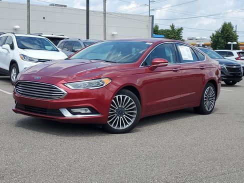 Used 2017 Ford Fusion SE w/ Fusion SE Technology Package AWD/4WD image 33