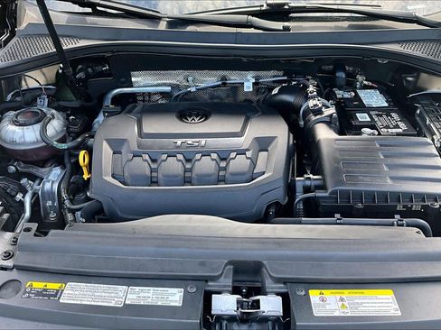 Used 2022 Volkswagen Tiguan SE R-Line AWD/4WD image 34