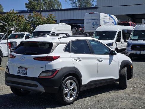 Used 2023 Hyundai Kona SEL w/ Convenience Package AWD/4WD image 4