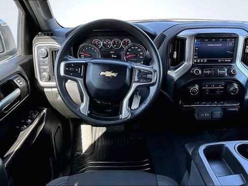 Used 2021 Chevrolet Silverado 1500 LT image 9