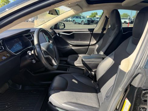 Used 2016 Tesla Model S 60D image 13