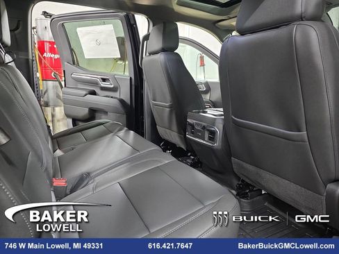 New 2026 GMC Sierra 1500 SLT w/ SLT Premium Plus Package image 11