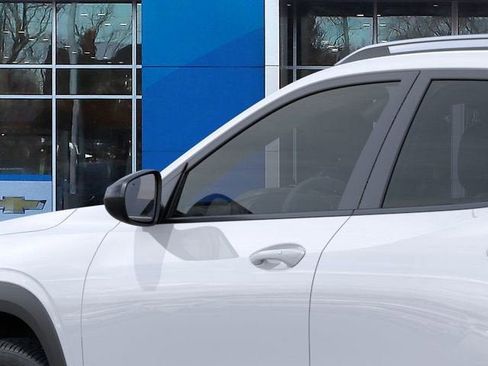 New 2026 Chevrolet Trax ACTIV w/ Sunroof Package image 12