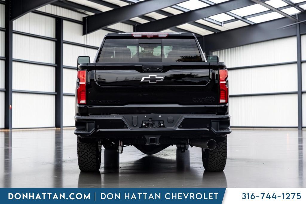 New 2026 Chevrolet Silverado 2500 High Country w/ Midnight Edition AWD/4WD image 26