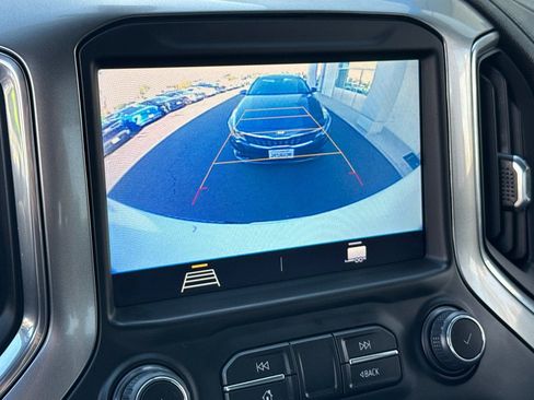 Used 2022 Chevrolet Silverado 1500 LT image 27