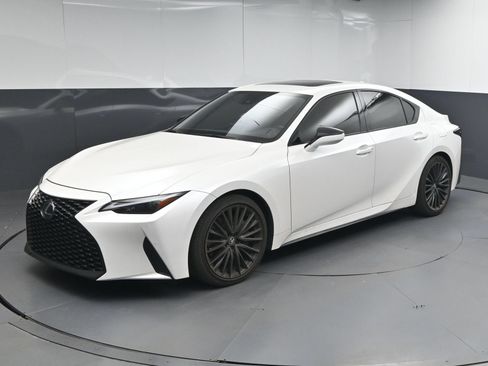 Used 2025 Lexus IS 300 w/ Premium Package RWD image 3