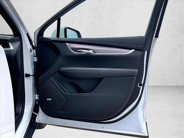 Used 2025 Cadillac XT5 Luxury FWD image 19